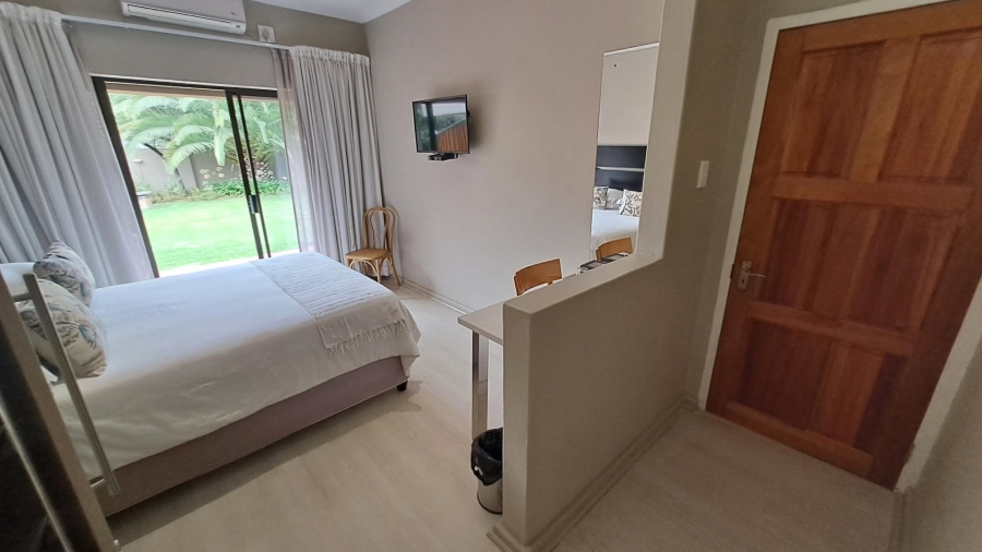 10 Bedroom Property for Sale in Dan Pienaar Free State